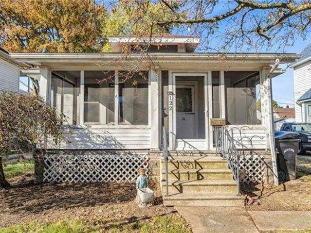 House for sale in Elyria, Ohio