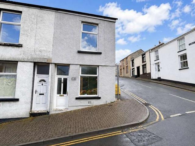 Cottage for sale in Gadlys, Aberdare