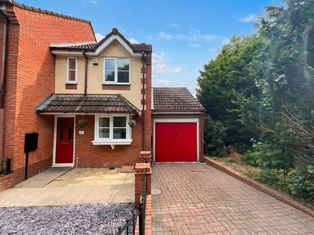 Cottage for sale in Halesowen, West Midlands