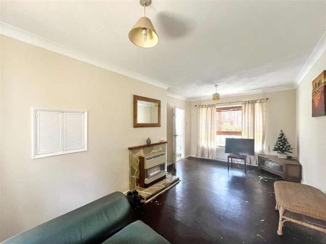 Cottage for sale in North Earlham, East Bank