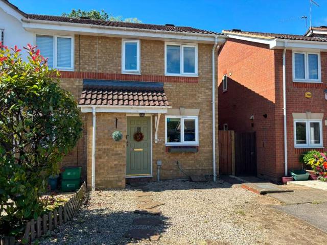 Cottage for sale in Five Acres, Hertfordshire