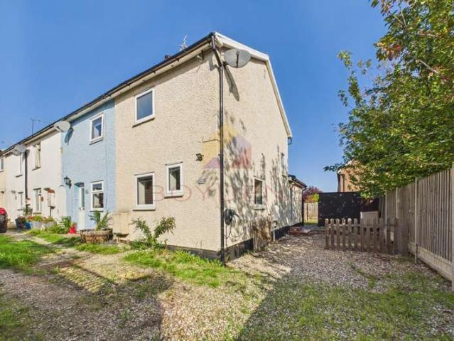 Cottage for sale in Parsonage Green, Chelmsford