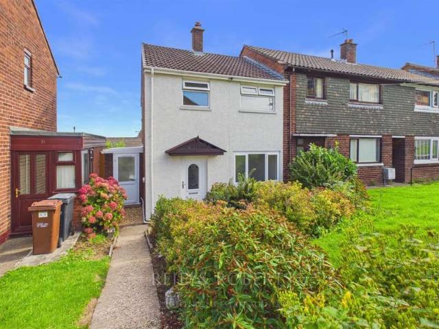 Cottage for sale in Holywell, Wales