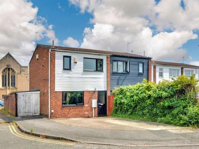 Cottage for sale in Crabtree Farm Estate, City of Nottingham