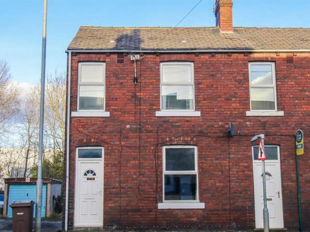 Cottage for sale in Ossett, West Yorkshire