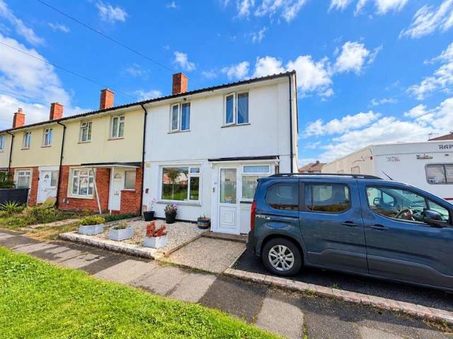 Cottage for sale in Woodcot, Gosport
