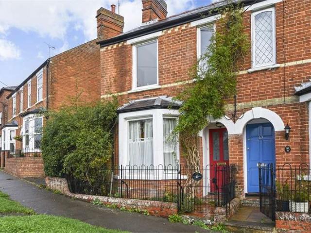 Cottage for sale in Quainton
