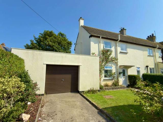 Cottage for sale in Port Gaverne