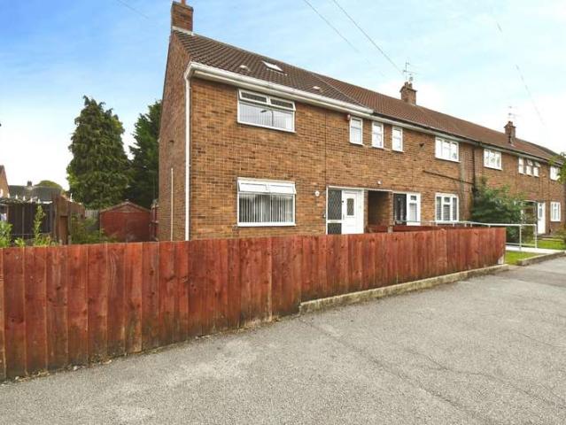 Cottage for sale in Greatfield, Hull