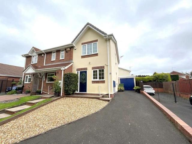 Cottage for sale in Windmill End, West Midlands