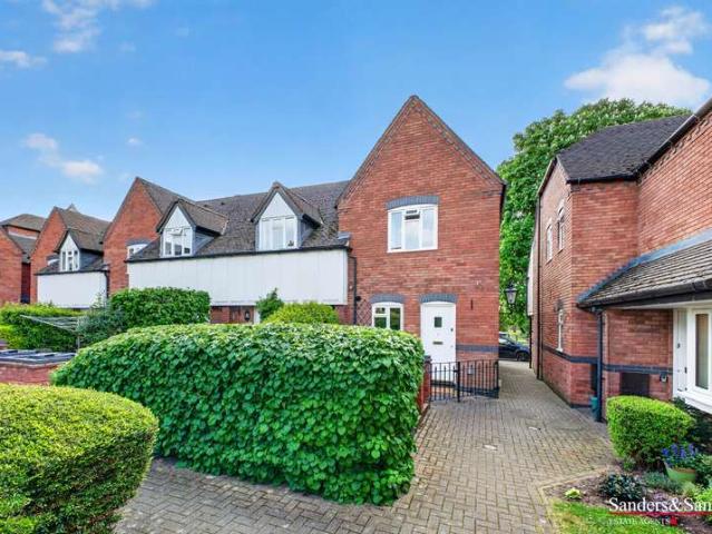 Cottage for sale in Oversley Green, Stratford-on-Avon