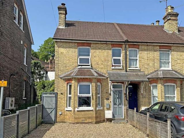 Cottage for sale in Red Hill, Surrey