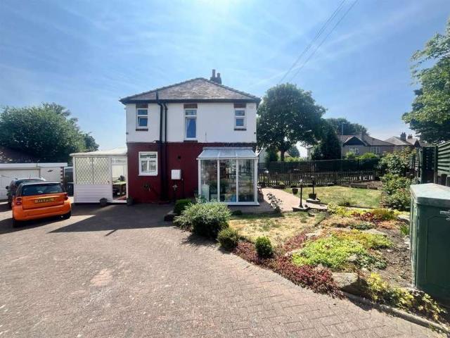 Cottage for sale in Huddersfield, West Yorkshire