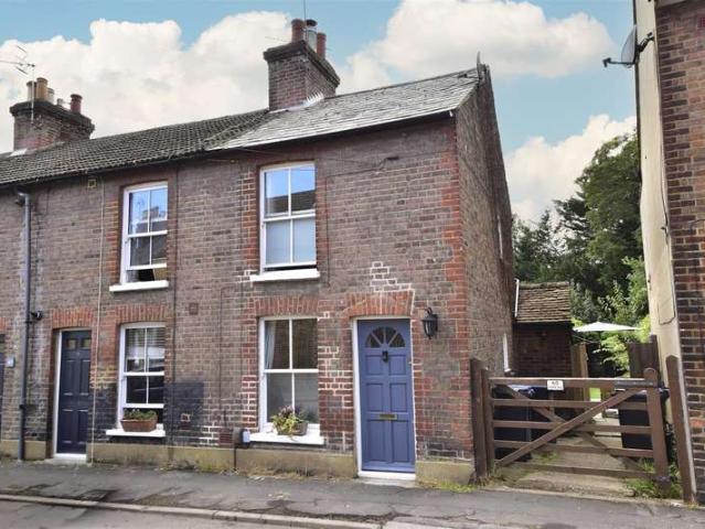 Cottage for sale in Ashlyns Estate, Pouchen End