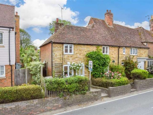 Cottage for sale in Midway, Kent