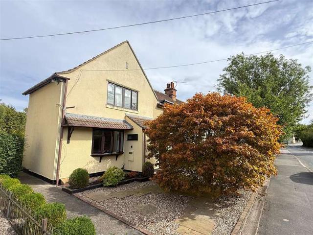 Cottage for sale in Donisthorpe, Leicestershire
