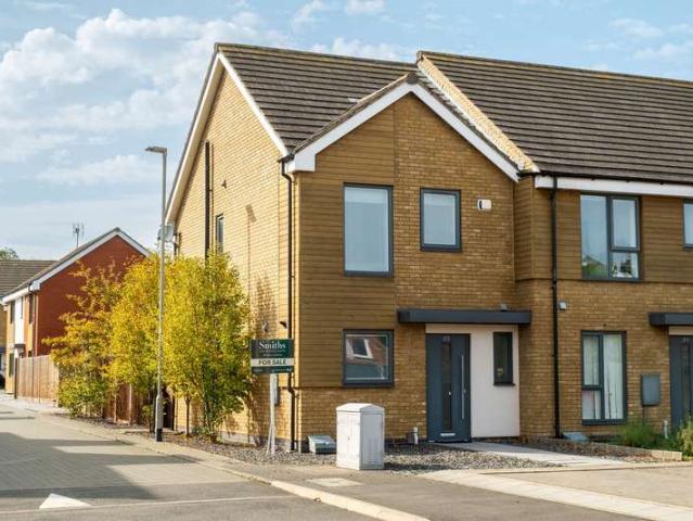 Cottage for sale in Barton In Fabis, East Midlands