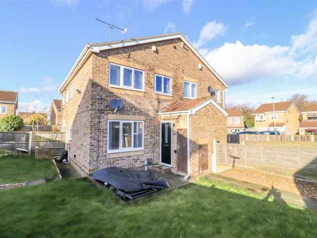 Cottage for sale in Normanton and Altofts, Altofts