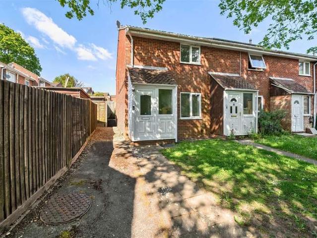 Cottage for sale in Broadoak, Helford