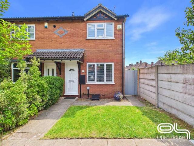 Cottage for sale in Hopton, Baswich