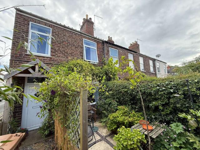Cottage for sale in Beverley, East Riding Of Yorkshire
