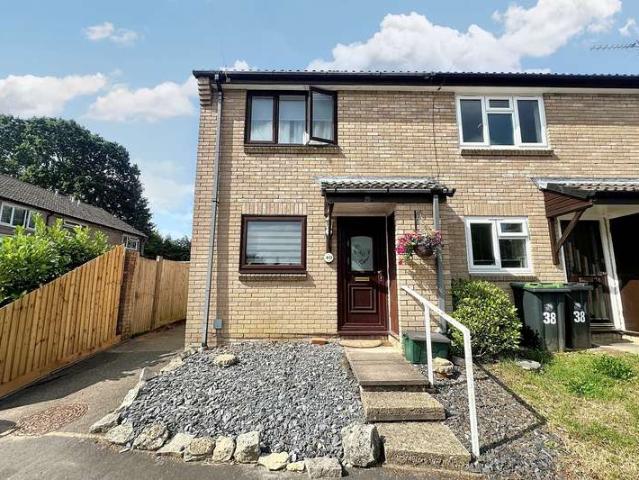 Cottage for sale in Ebblake, Verwood