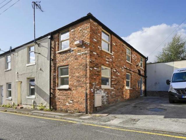 Cottage for sale in Bollinbrook, Macclesfield