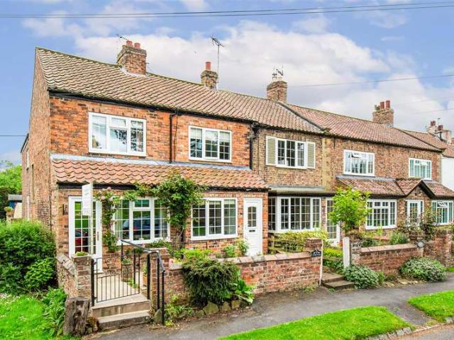 Cottage for sale in Minskip, North Yorkshire