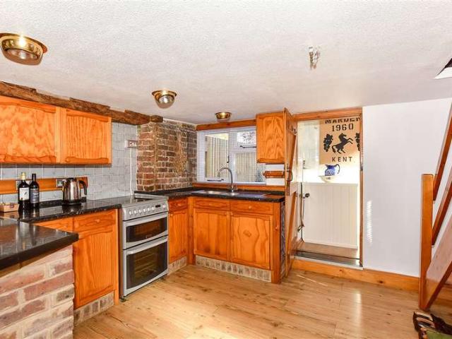 Cottage for sale in Midway, Kent