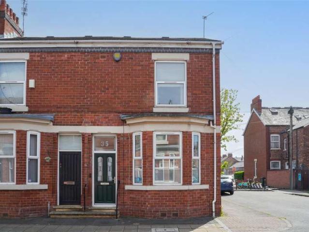 Cottage for sale in Old Trafford, Trafford Park