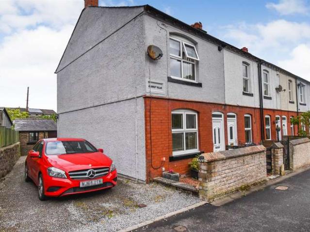 Cottage for sale in Little Broughton