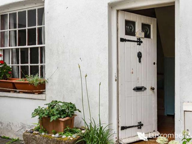 Cottage for sale in Strode, Devon