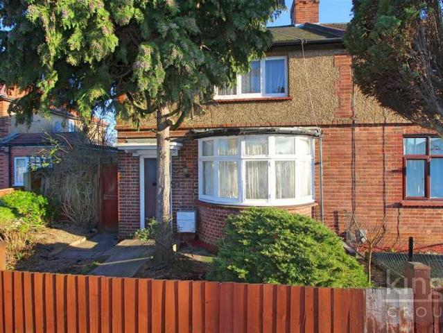 Cottage for sale in London Borough of Enfield, Greater London