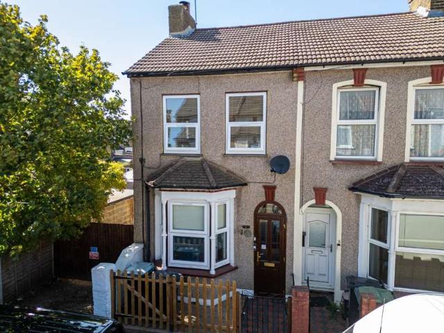 Cottage for sale in Hamerton, Kent