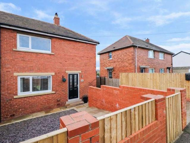 Cottage for sale in Ossett, West Yorkshire