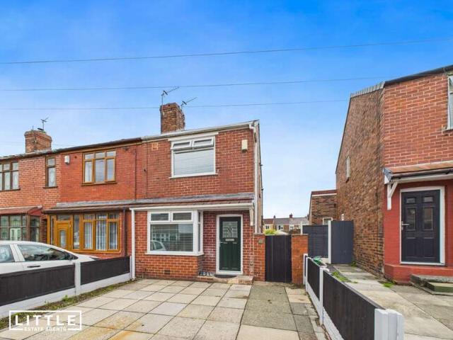 Cottage for rent in St Helens