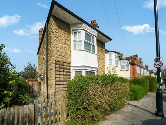 Cottage for sale in London Borough of Croydon, Norbury