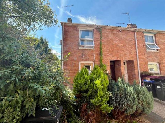 Cottage for sale in Fugglestone St Peter, Wilton