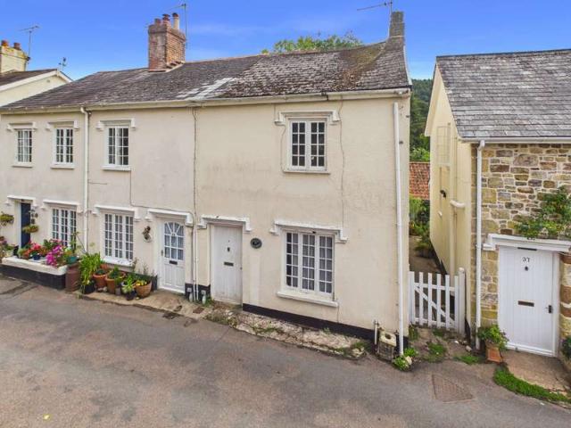 Cottage for sale in Sidbury, Budlake