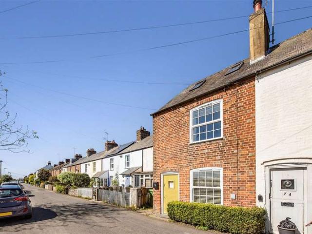 Cottage for sale in Arundel, Clapham