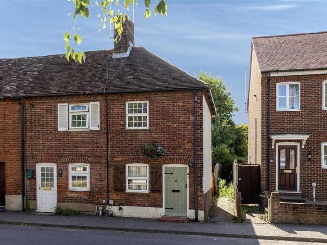 Cottage for sale in Five Acres, Hertfordshire