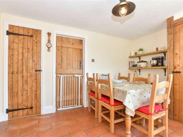 Cottage for sale in Midway, Kent