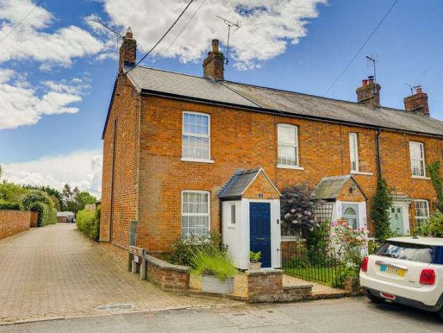 Cottage for sale in Stewkley