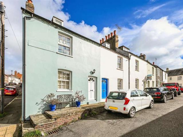 Cottage for sale in Arundel, Clapham