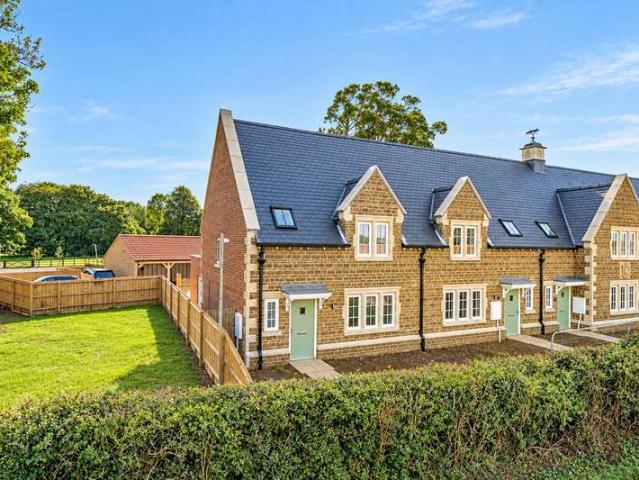 Cottage for sale in Pickwell, Melton