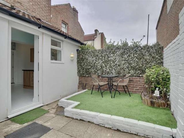 Cottage for sale in Milton, City Of Portsmouth