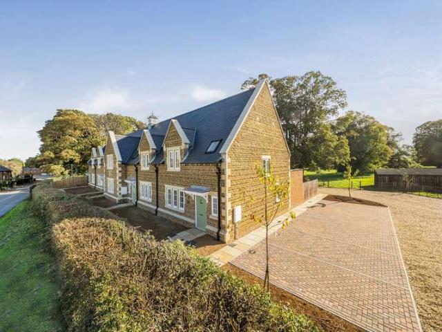 Cottage for sale in Pickwell, Melton