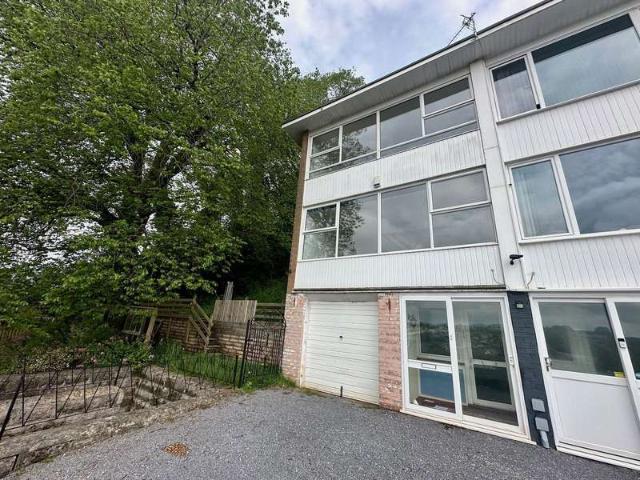 Cottage for sale in Tweenaways, Livermead