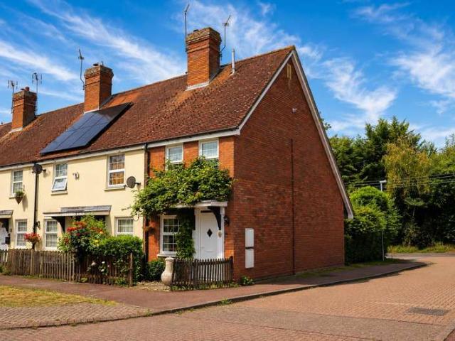 Cottage for sale in Coggeshall, Chipping Hill