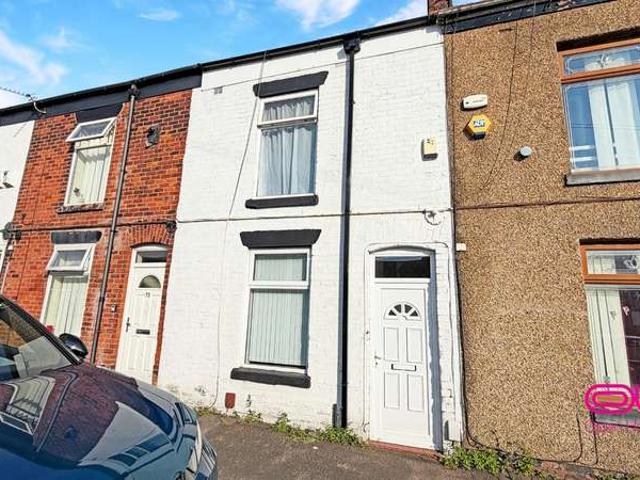 Cottage for sale in Lee Bank, Greater Manchester
